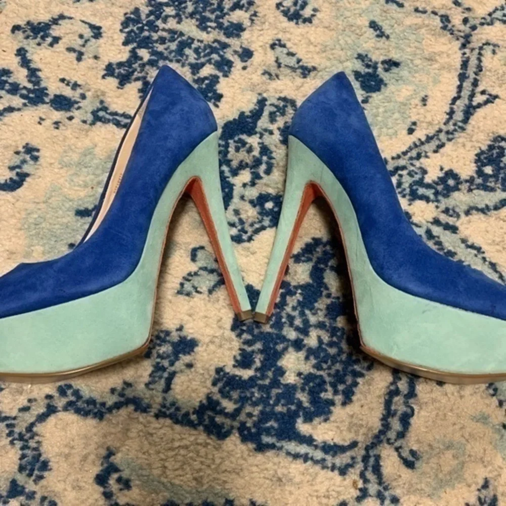 Boutique 9 Claudius Platforms